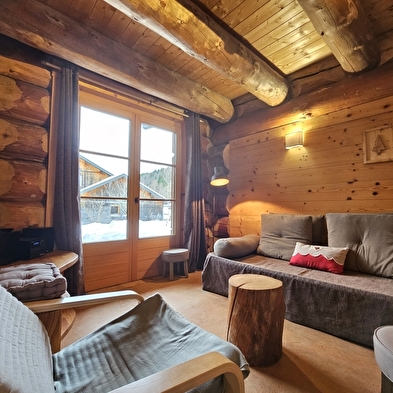 Les Humaneries - Appartement 'Le Lodge Deer' en chalet - B402FLO02