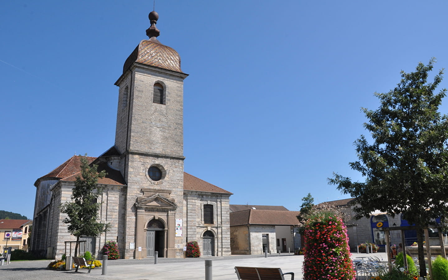 Église Saint-Cyr-et-Sainte-Julitte