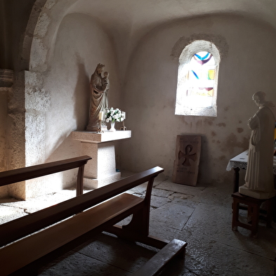 Eglise Saint-Antoine et son Sully