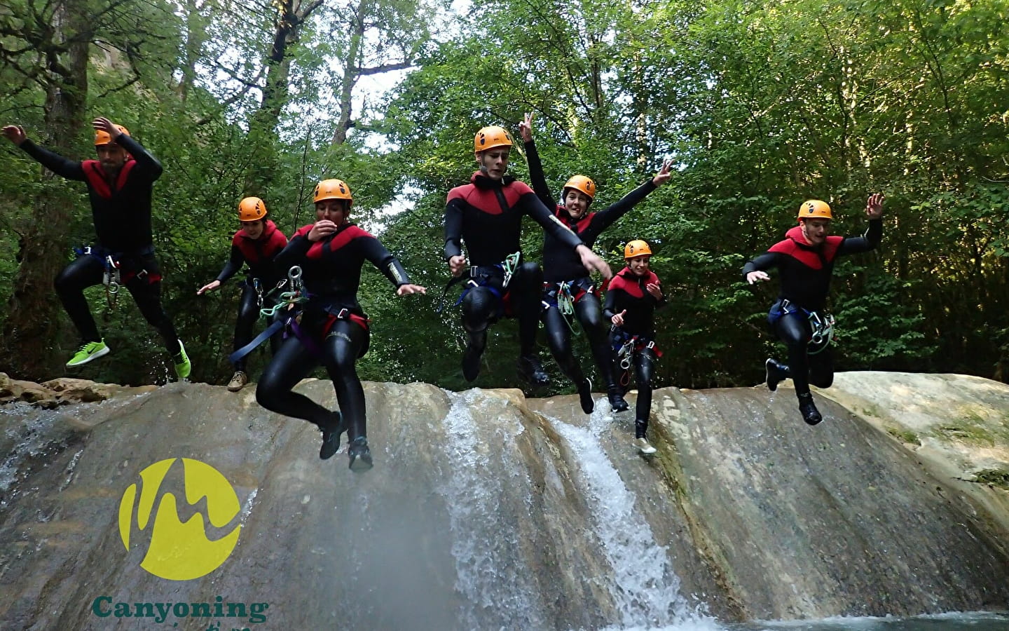 Canyoning dans la Semine avec Canyoning Emotions