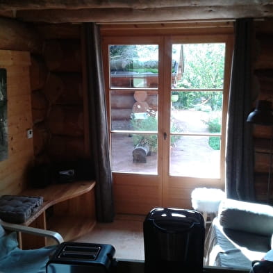 Les Humaneries - Appartement 'Le Lodge Deer' en chalet - B402FLO02