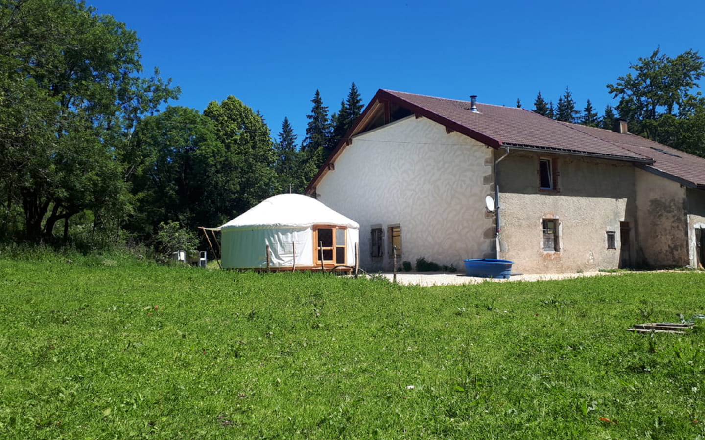 Gîte d'étape et yourte de la Pelaisse