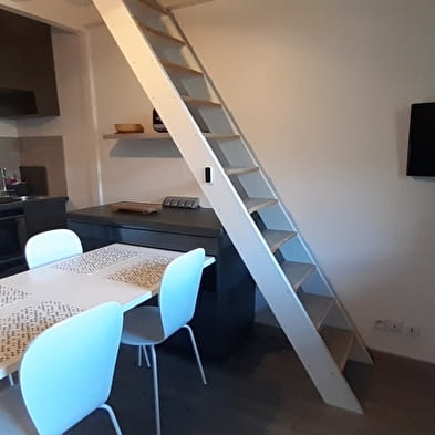 Refuge 1000 n°28 - la louvatière