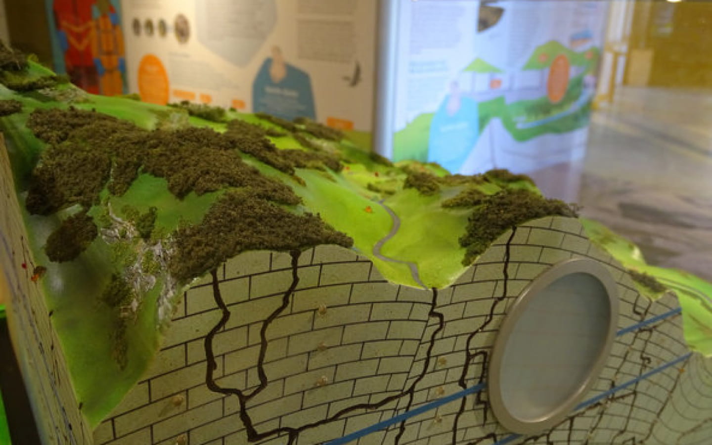 Exposition - KARST, cœur de montagne, histoire d’eau et de roche