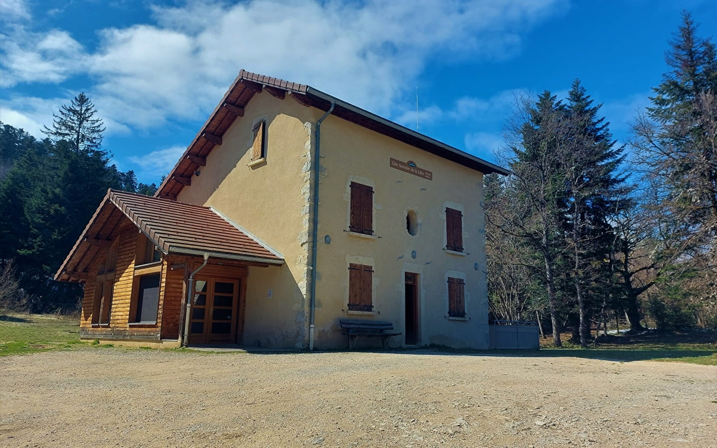 Gîte forestier de la Lèbe