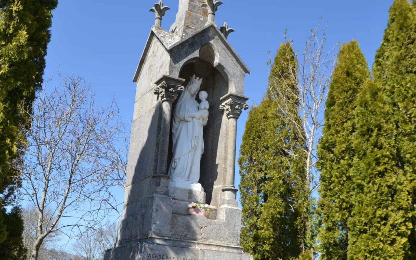 Oratoire de la Vierge du Cotay