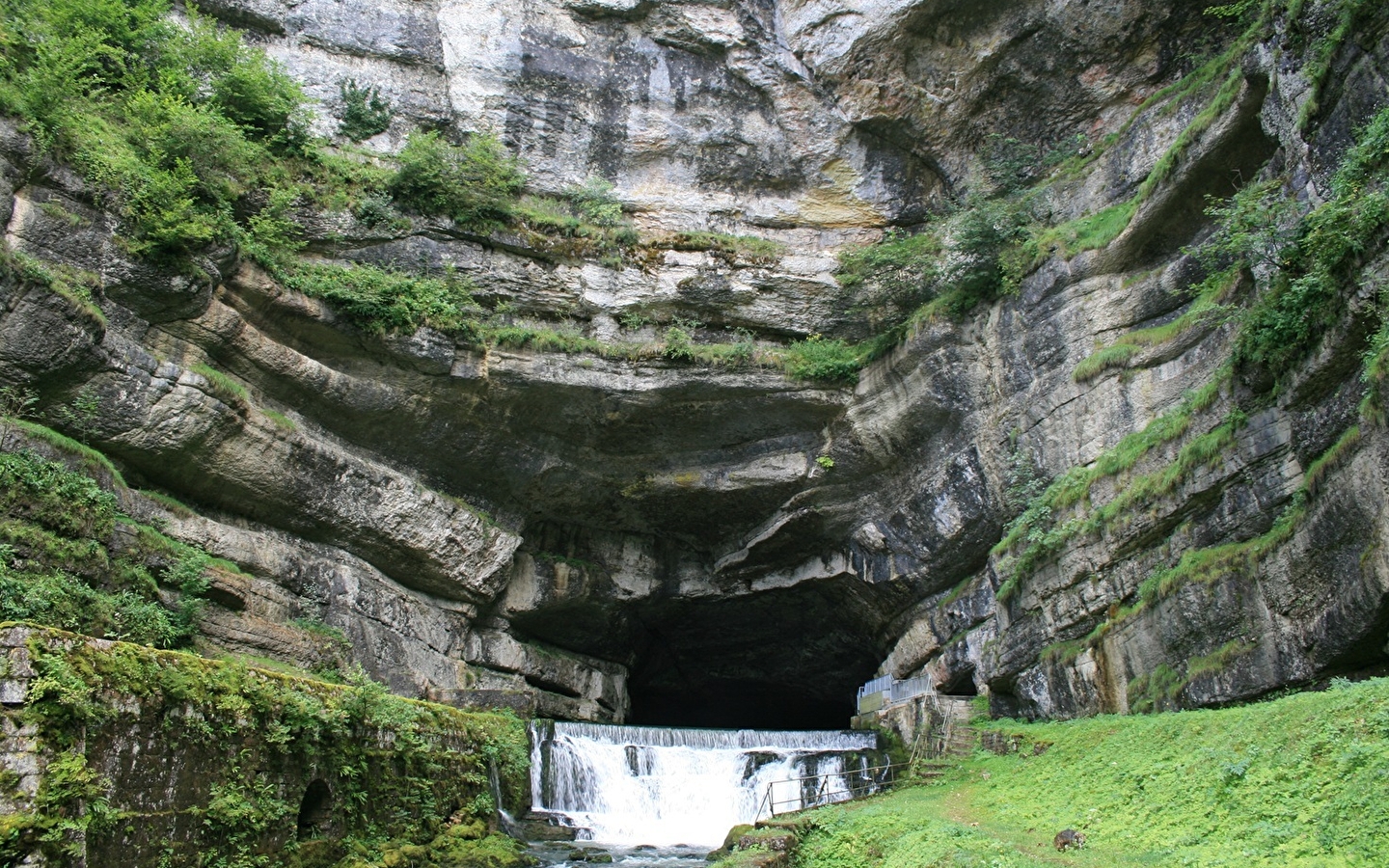 VFF46 - De Mouthier-Haute-Pierre à Pontarlier