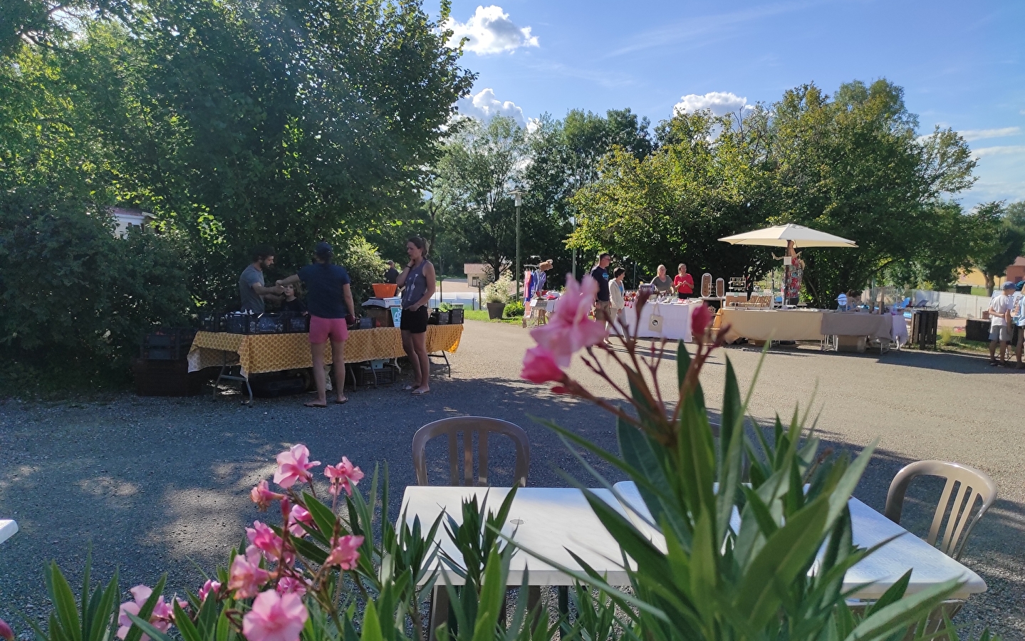 Marché de producteurs locaux au Mépillat