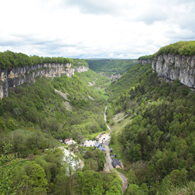 BAUME LES MESSIEURS