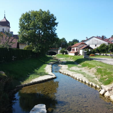 Le sentier du village de Bonnevaux