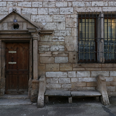 Maison à Tourelle
