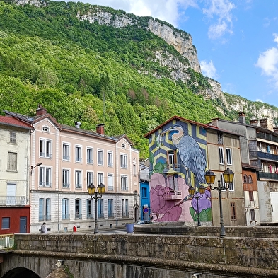 Circuit street-art : fresques murales de Tenay