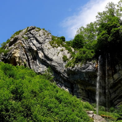 Le Chapeau de Gendarme (Saut du chien et cascade du Moulin d'Aval) 