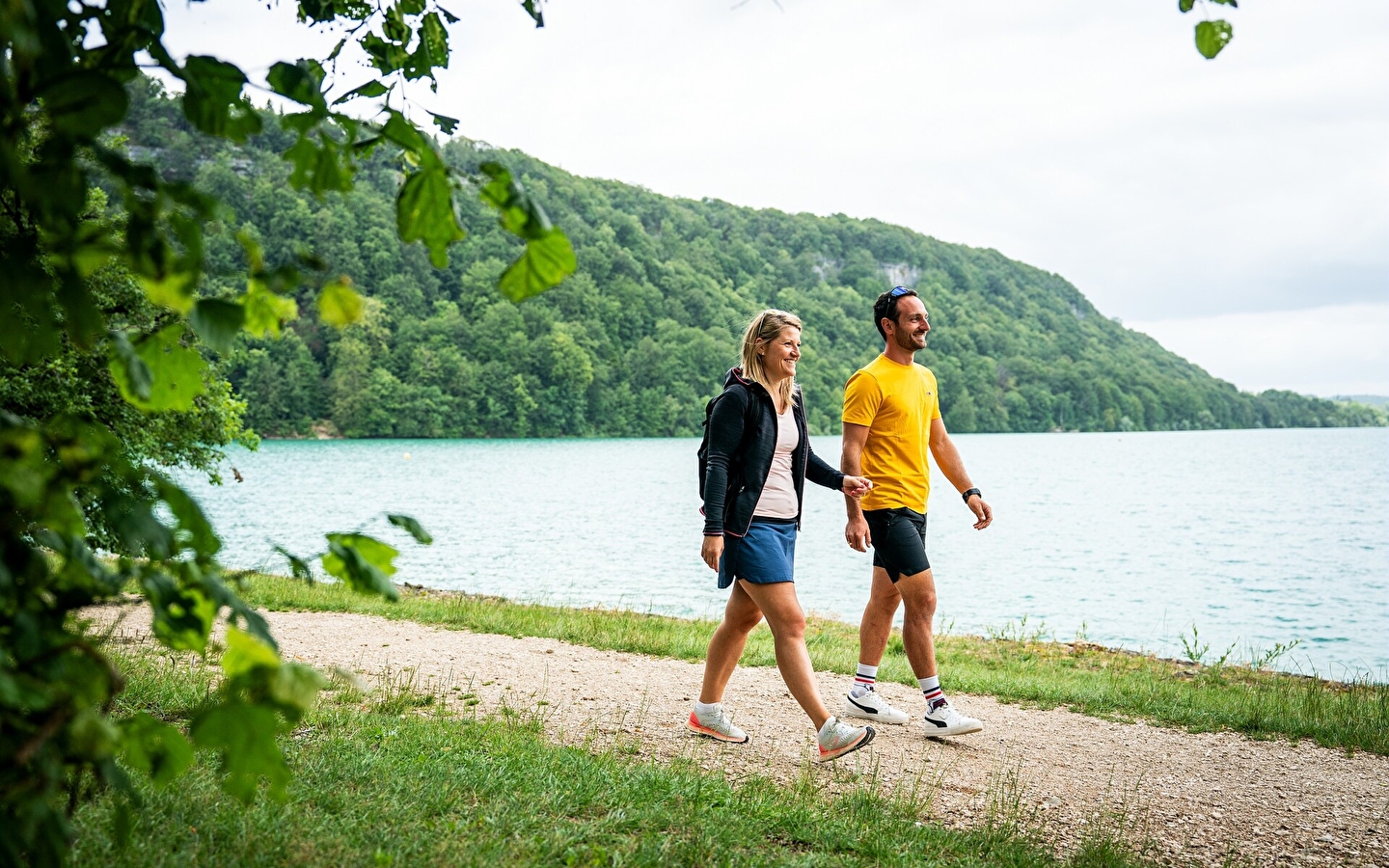 Tour du lac de Chalain par les berges