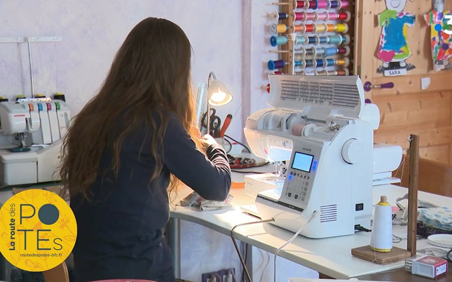 Participation à un atelier couture à partir de textiles délaissés 