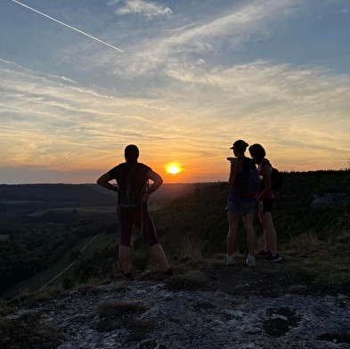 Apéro - Coucher de soleil au Castel St-Denis