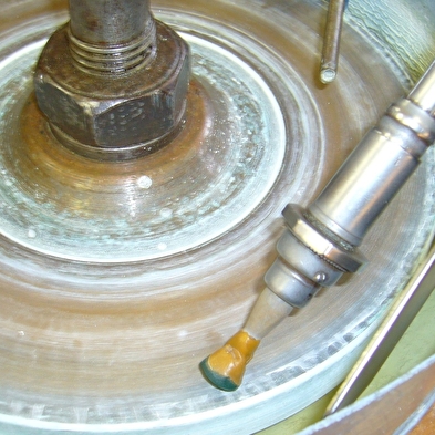 Lapidaire : Artisan de l'éclat et de la couleur