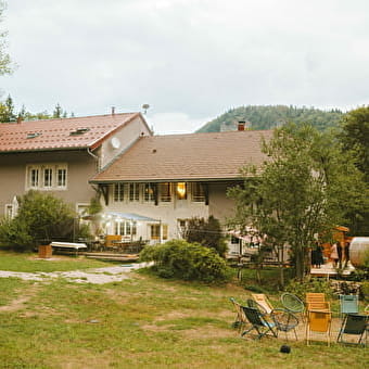 Le Coupet - Domaine Nature - Gîtes et Séminaires - LES CROZETS