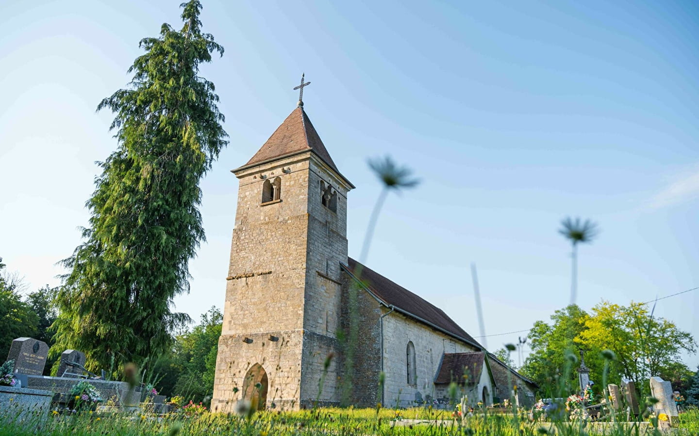 Eglise de Leugney