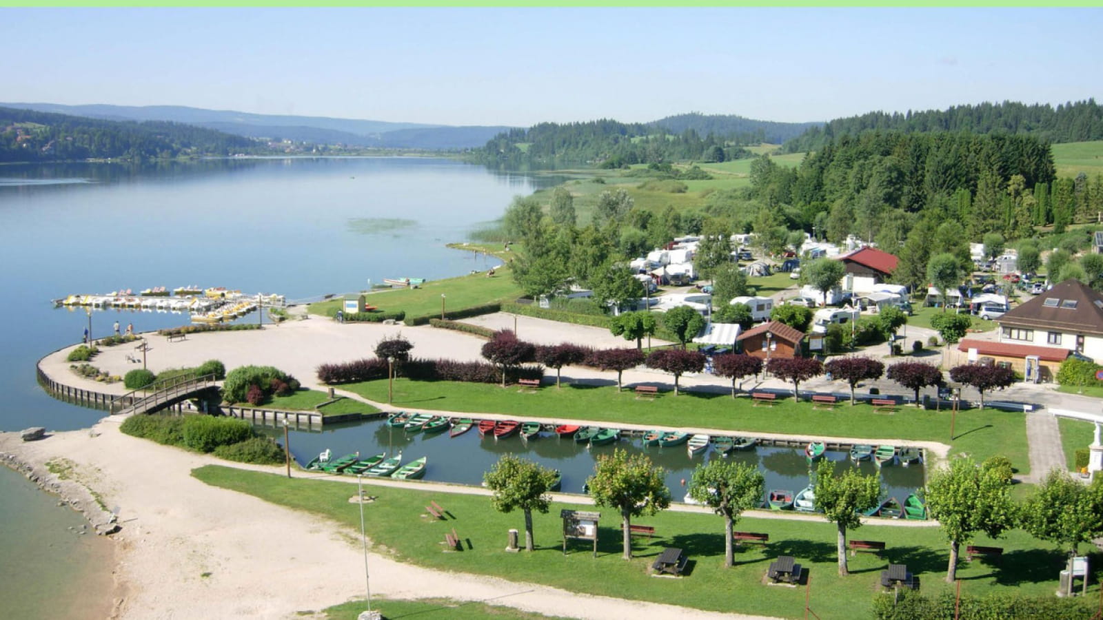 Camping municipal de Saint Point Lac Montagnes du Jura