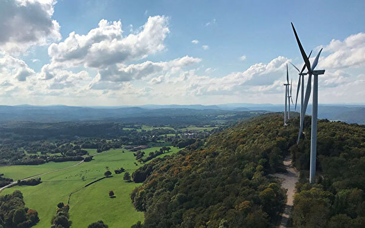 Les éoliennes du Lomont