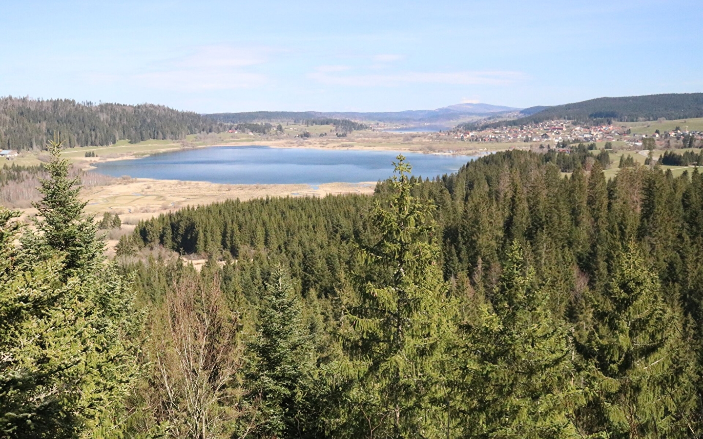 Belvédère des Deux Lacs depuis le Brey