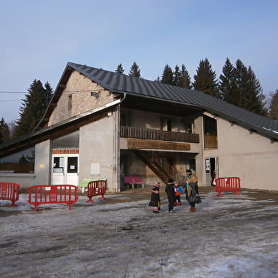 Locations de matériel de ski Centre montagnard de Lachat