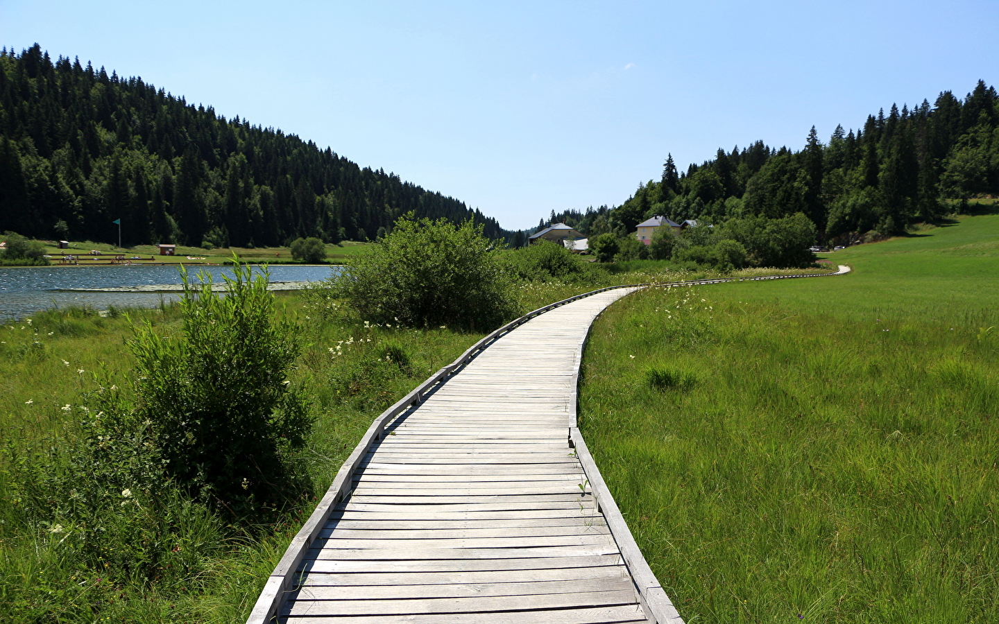 Sentier du Lac de Lamoura