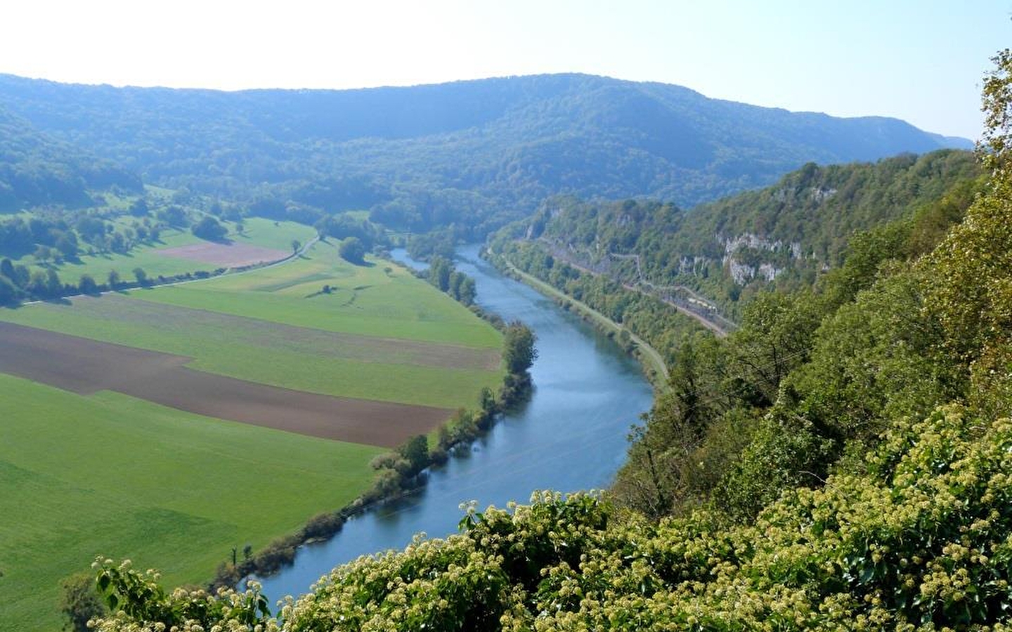 Vallée du Doubs en voiture