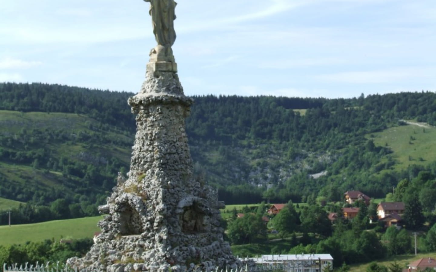 Le Sacré-Coeur et le Chemin de Croix