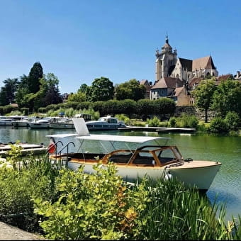 Promenade en bateau : Une Belle Aventure - DOLE