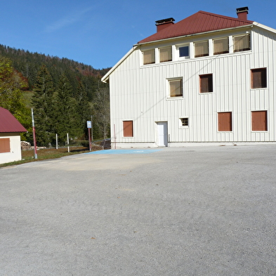 Gîte de groupe Saint Marcel – « Le bief bruyant »