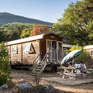 Camping Huttopia Divonne-les-bains