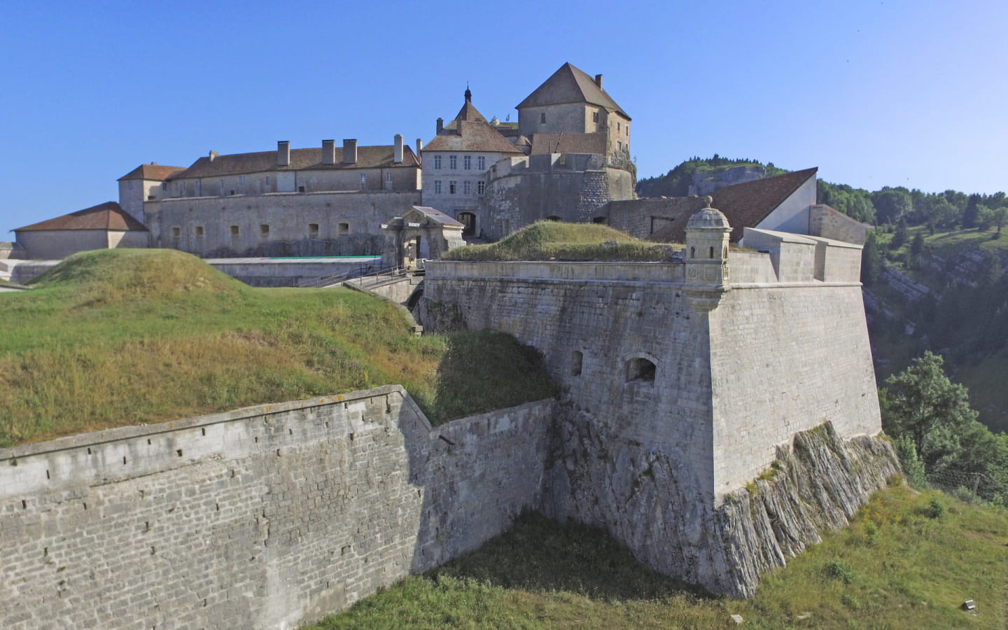 Découverte du Château de Joux