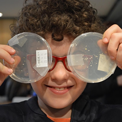 Les rendez-vous scientifiques: une journée qui croise patrimoine industriel et histoire scientifique autour d’une question concrète : comment conserver et protéger les aliments ? De la production du sel à la Grande Saline aux découvertes de Louis Pasteur