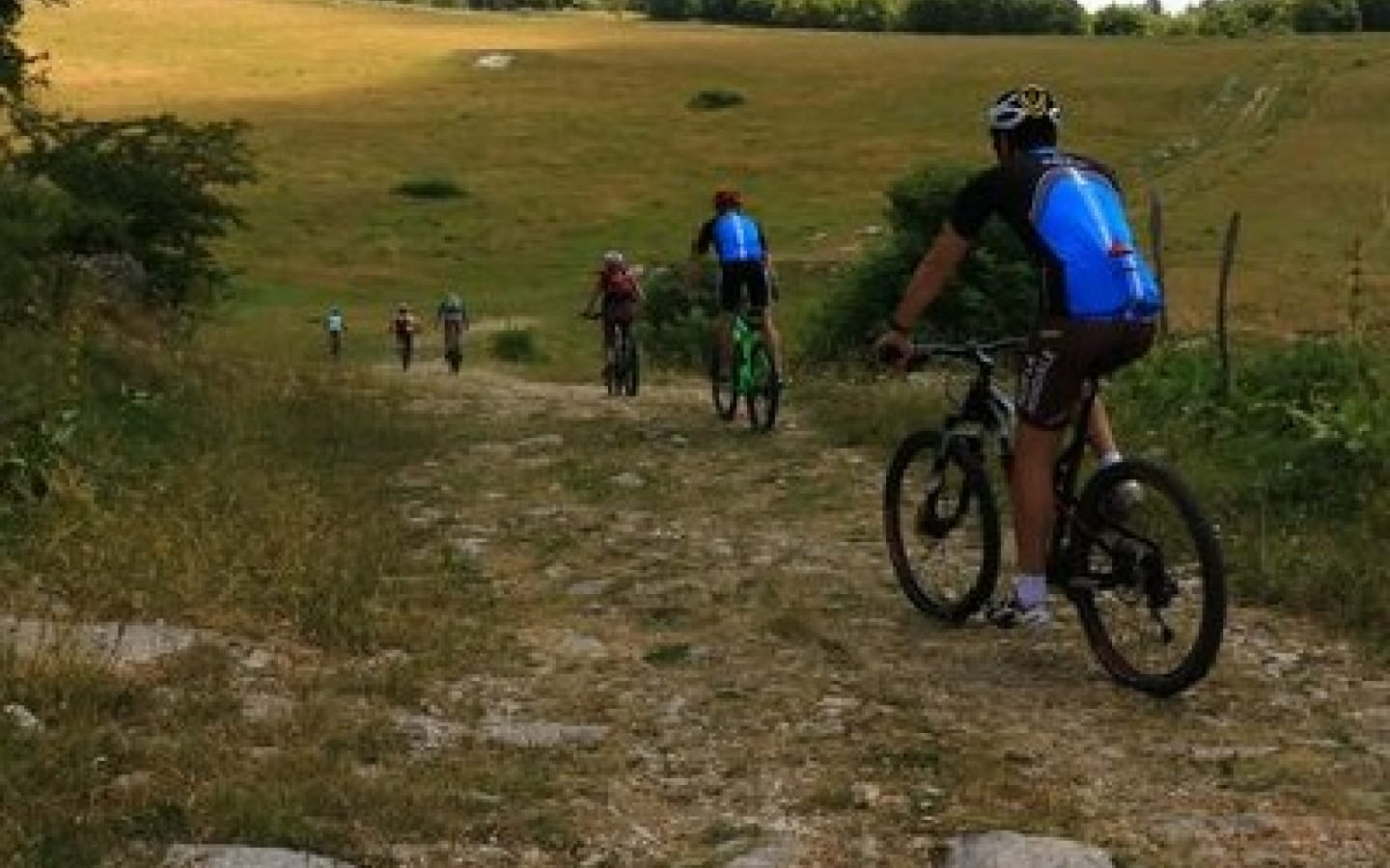 Circuit 12 Les Plans d'Hotonnes - Espace VTT-FFC du Bugey