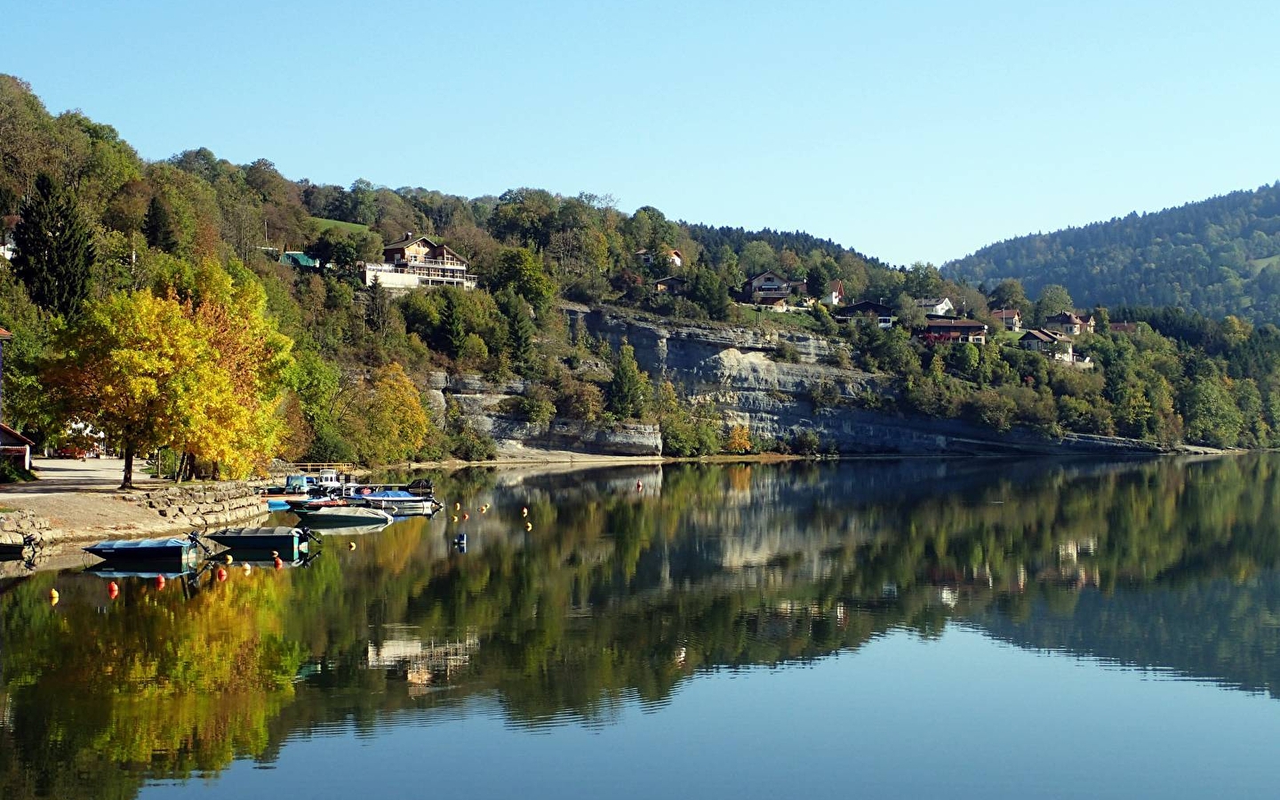 Morteau-Mouthe : du Saut du Doubs à la Source du Doubs
