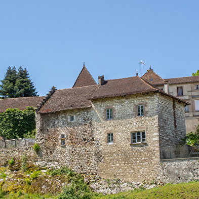 Village de Lhuis