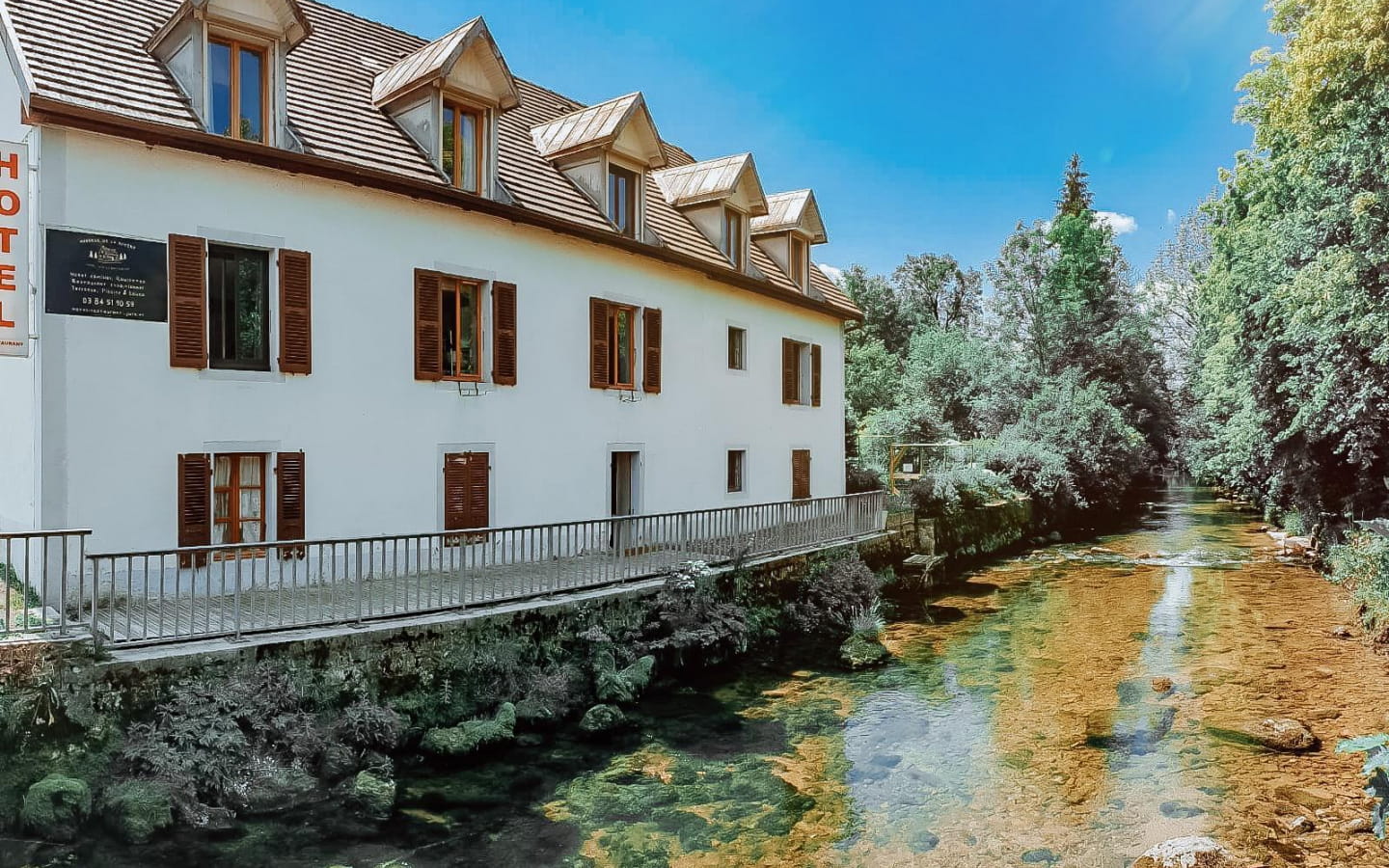 Hôtel-Restaurant l'Auberge de la Rivière