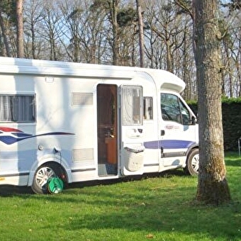 Besançon Marchaux - Aire de camping-cars - MARCHAUX-CHAUDEFONTAINE