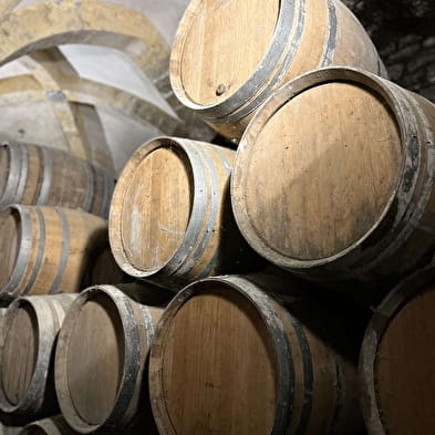Vins Jérôme Arnoux, La Cave de la Reine Jeanne