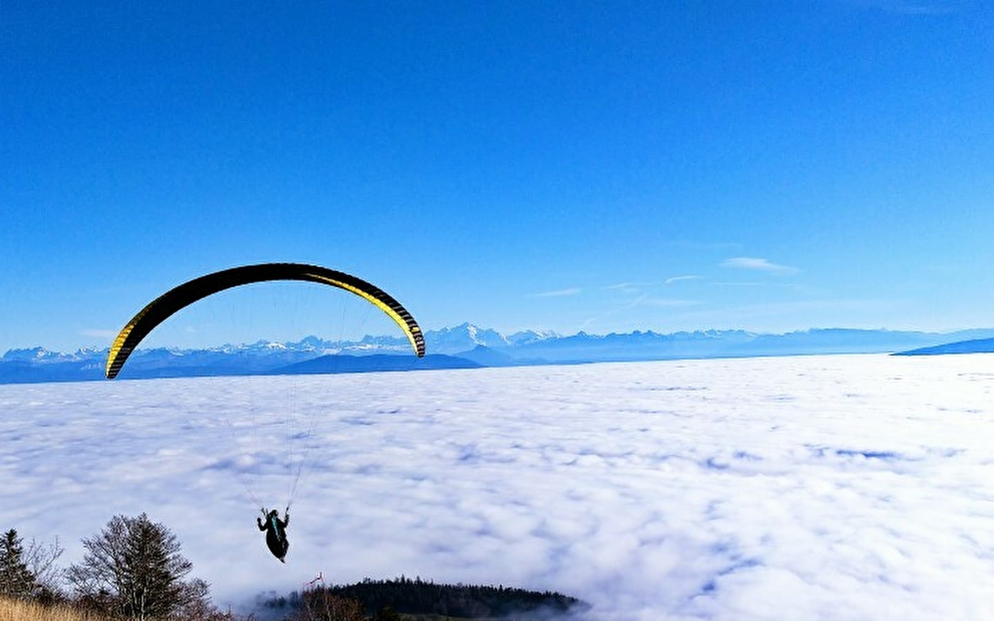 Baptêmes en parapente - Sur un nuage