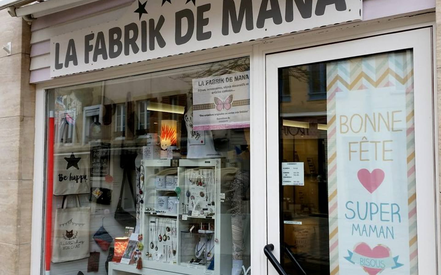 Boutique / Atelier / Exposition de créateurs - La Fabrik de Mana