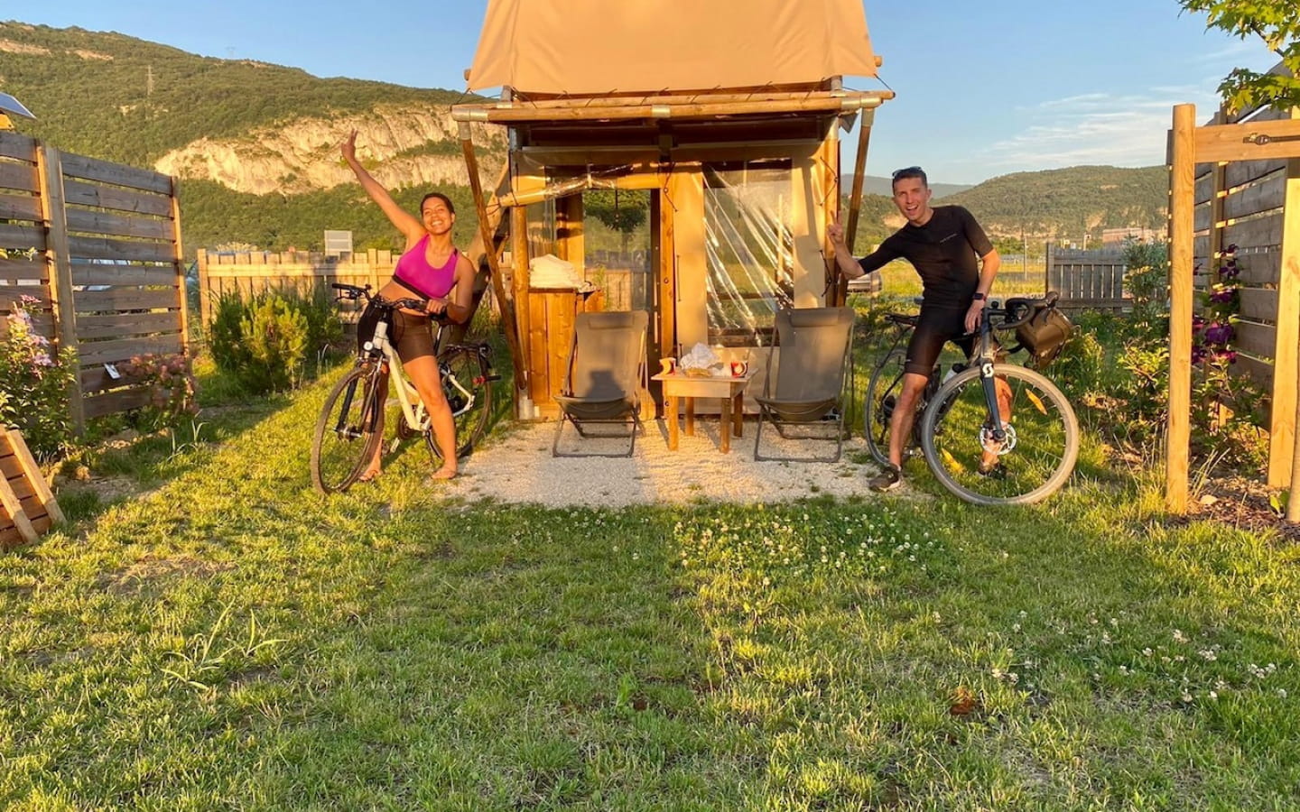 Les Lodges de la Viarhôna : les tentes-lodges