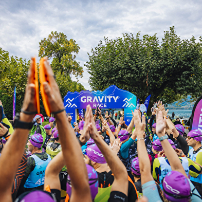 Gravity Race