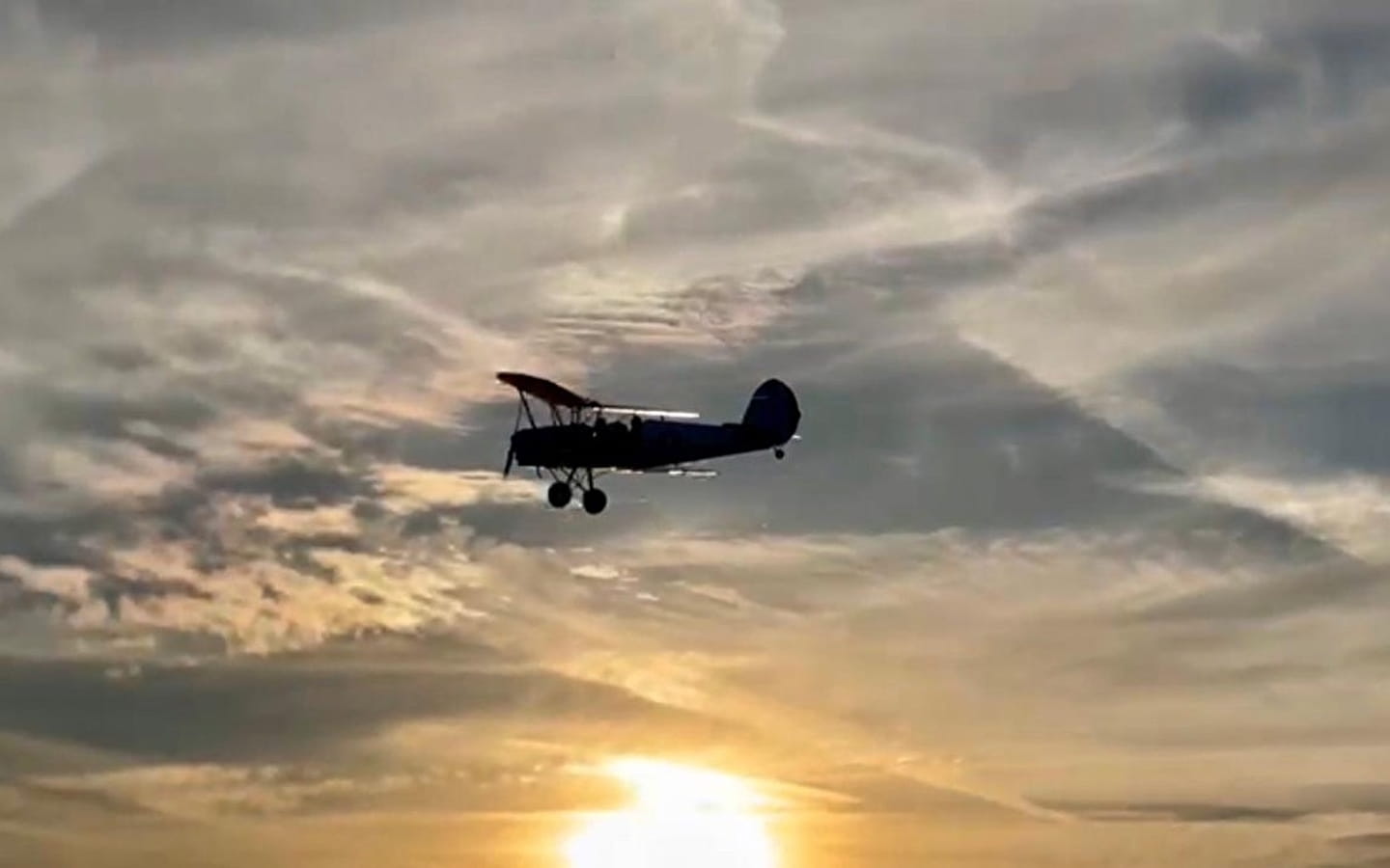 MB Aéro - baptêmes de l'air en biplan Stampe SV4-RS