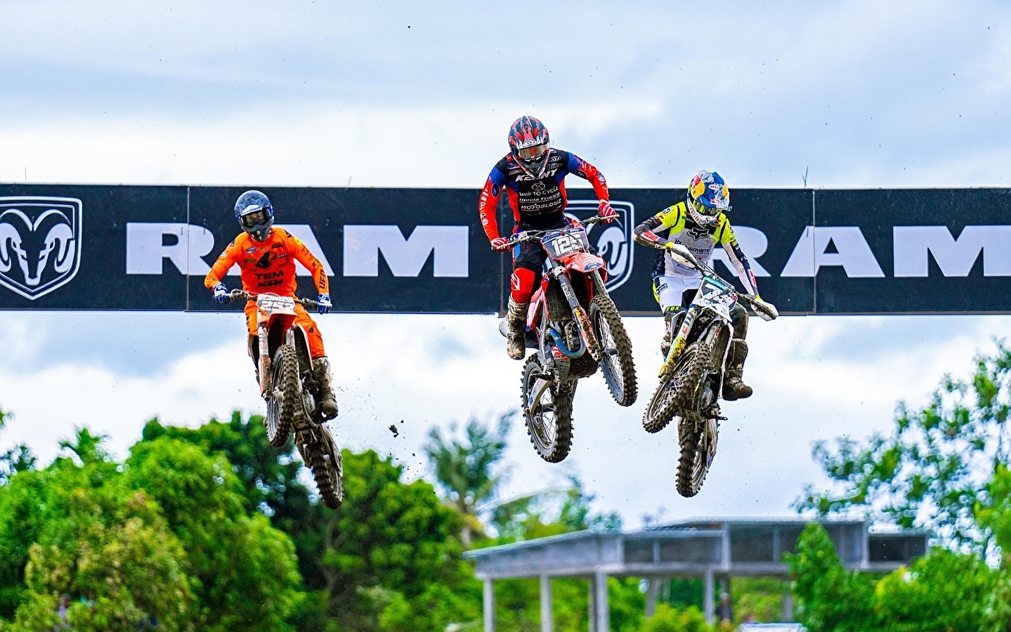 Journée éducative de motocross