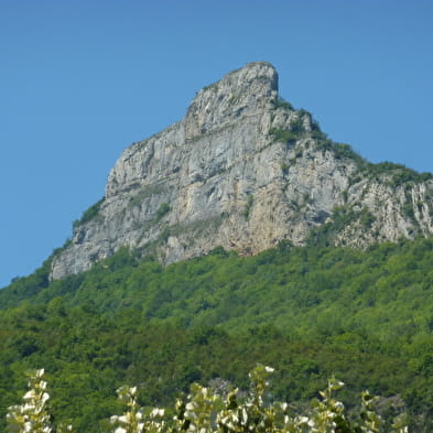 Patrimoine du village de Béon