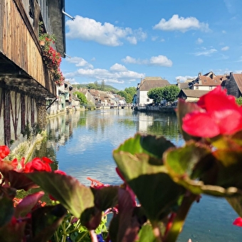 Balade urbaine au fil de la Loue - ORNANS