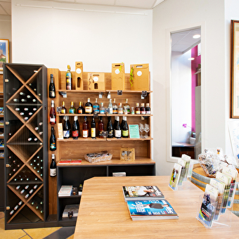 La boutique de l'Office de Tourisme Bugey Sud Grand Colombier - BELLEY